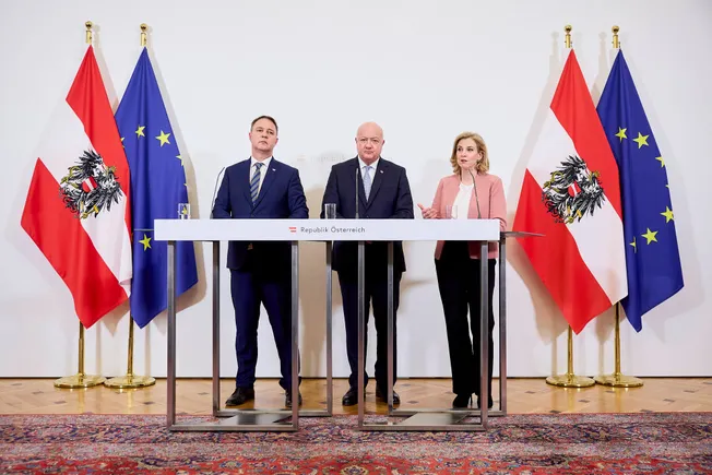 Rezession und Budgetloch: Österreichs Regierung steht vor großen Wirtschaftsproblemen