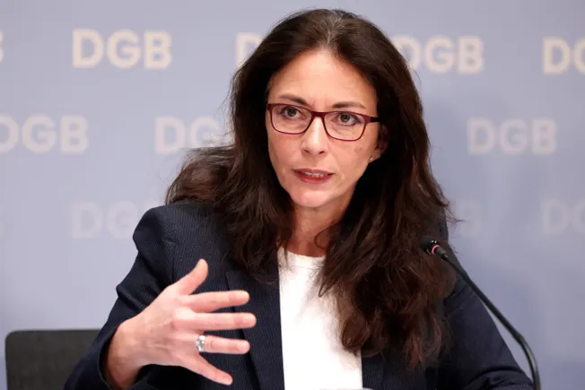 DGB: 123 Milliarden Schaden durch Tarifflucht