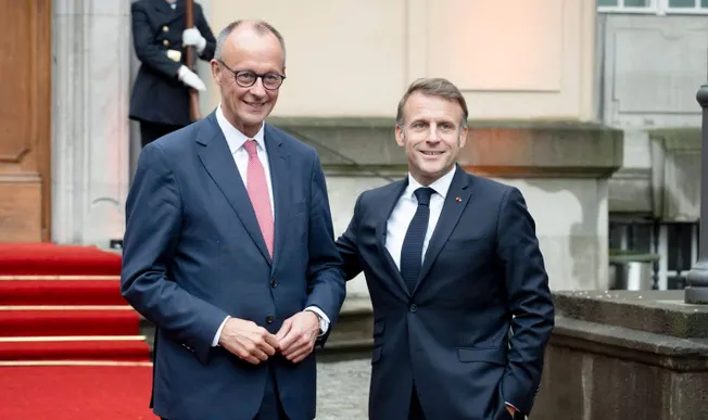 Agenda 2030? + Staatskrise in Frankreich? + Sitzungswoche im Bundestag