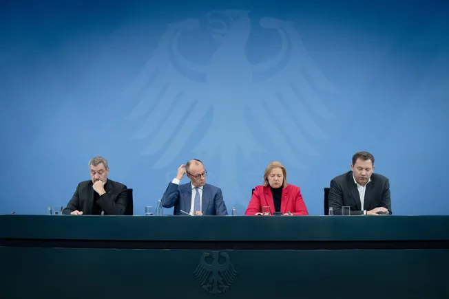 »SPD probt den Klassenkampf« + Informeller EU-Gipfel zum Freihandel