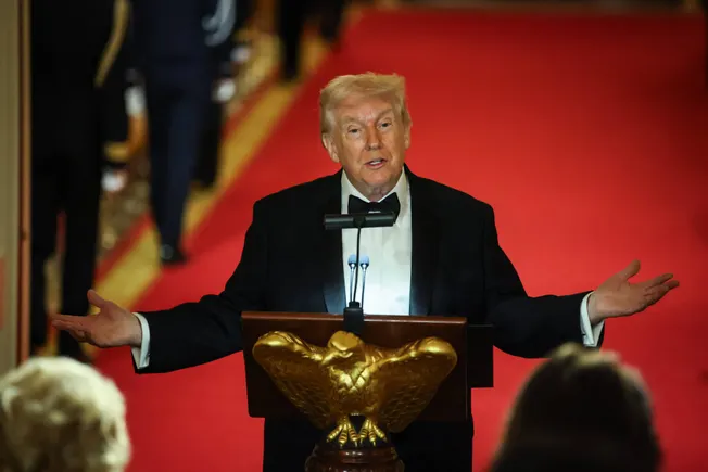Trumps Zollchaos 3.0 + Equal Pay Day + Sitzungswoche + Arbeitslosenzahlen