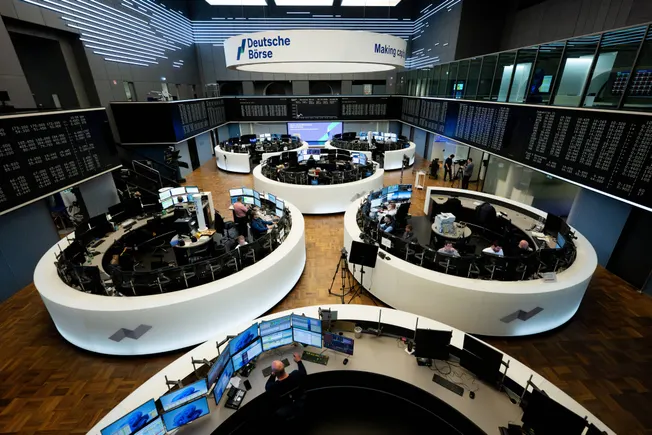 Blick von oben auf die Deutsche Börse in Frankfurt am Main. Credit: IMAGO/Eibner