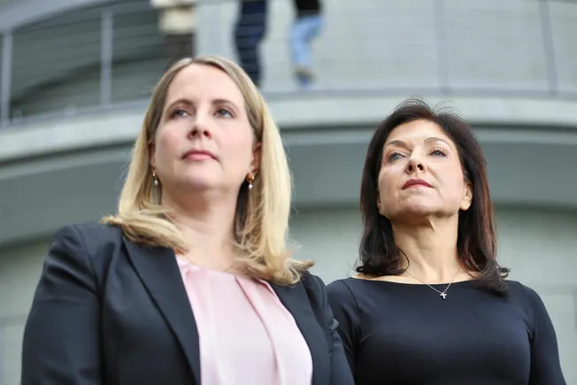 Pressestatement zum Gebäudemodernisierungsgesetz: Die Ministerinnen Verena Hubertz (SPD) und Katherina Reiche (CDU). Credit: IMAGO/dts Nachrichtenagentur