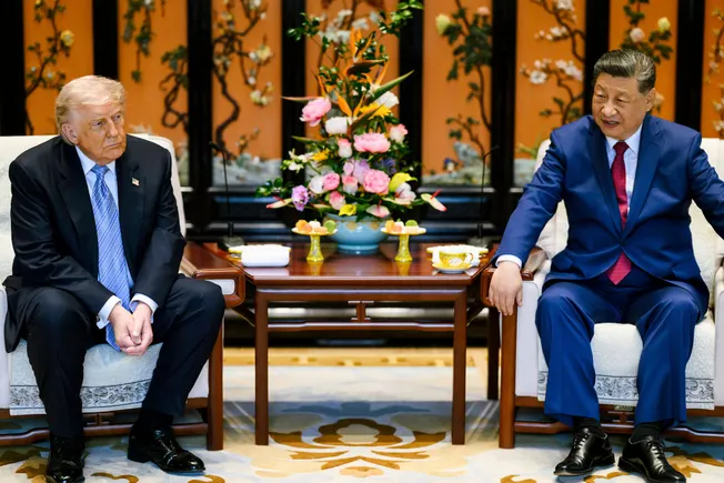 Der chinesische Präsident Xi Jinping (r.) und US-Präsident Donald Trump in Peking, China. Credit: IMAGO/ZUMA Press Wire