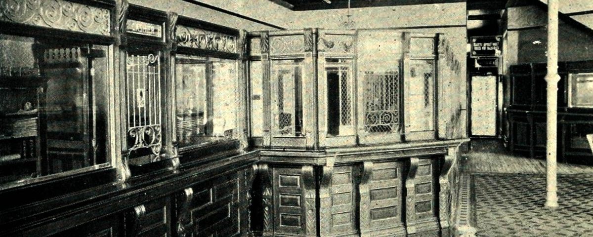 N’est-ce pas étrange que Google et Twitter m’incitent à utiliser une combinaison de lettres et de chiffres, des symboles, ain