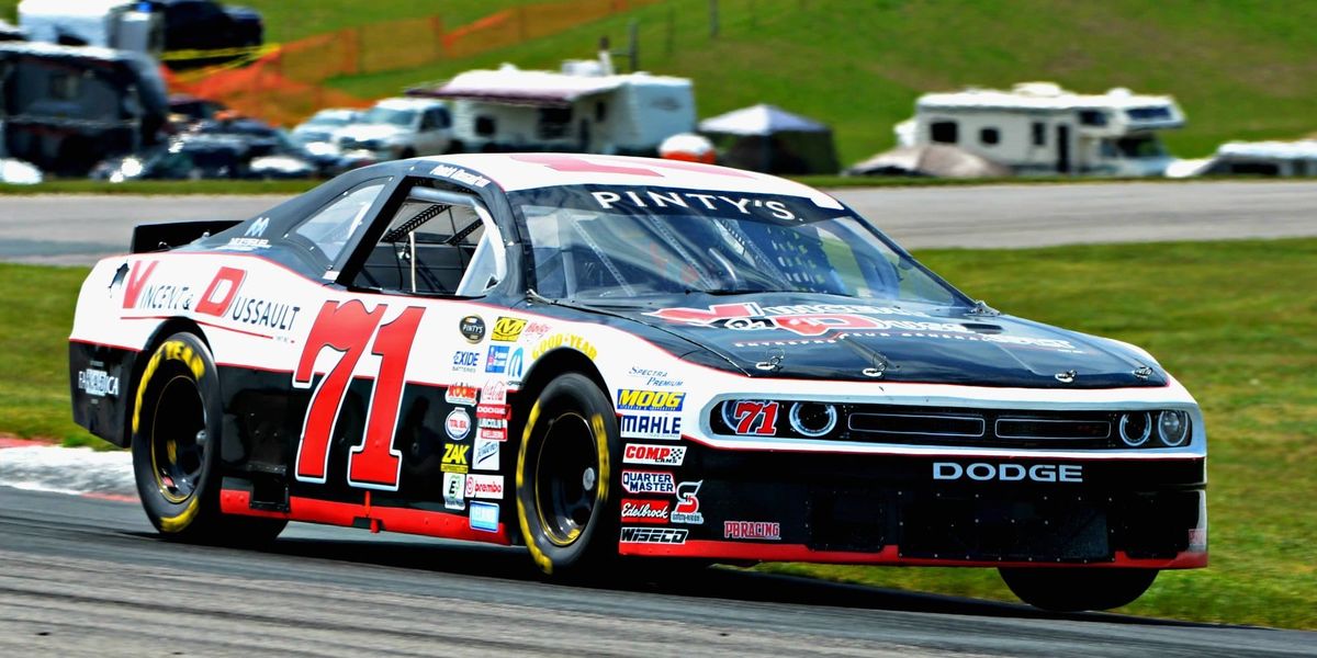 Le pilote Patrick Dussault participera à la course NASCAR du 3 juillet prochain à Mirabel.