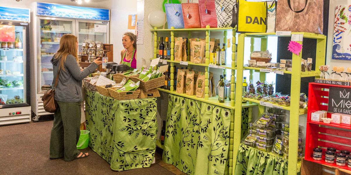 La Coop alimentaire étalait ses produits locaux le samedi 15 octobre