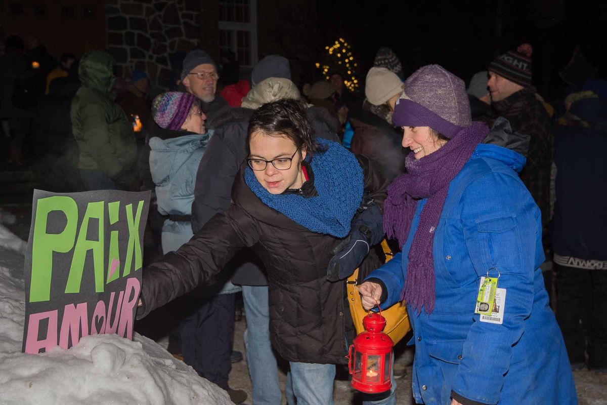 Vigile de solidarité à Val-David