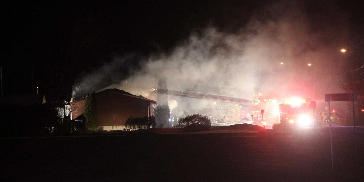 Maison détruite par le feu à Mirabel