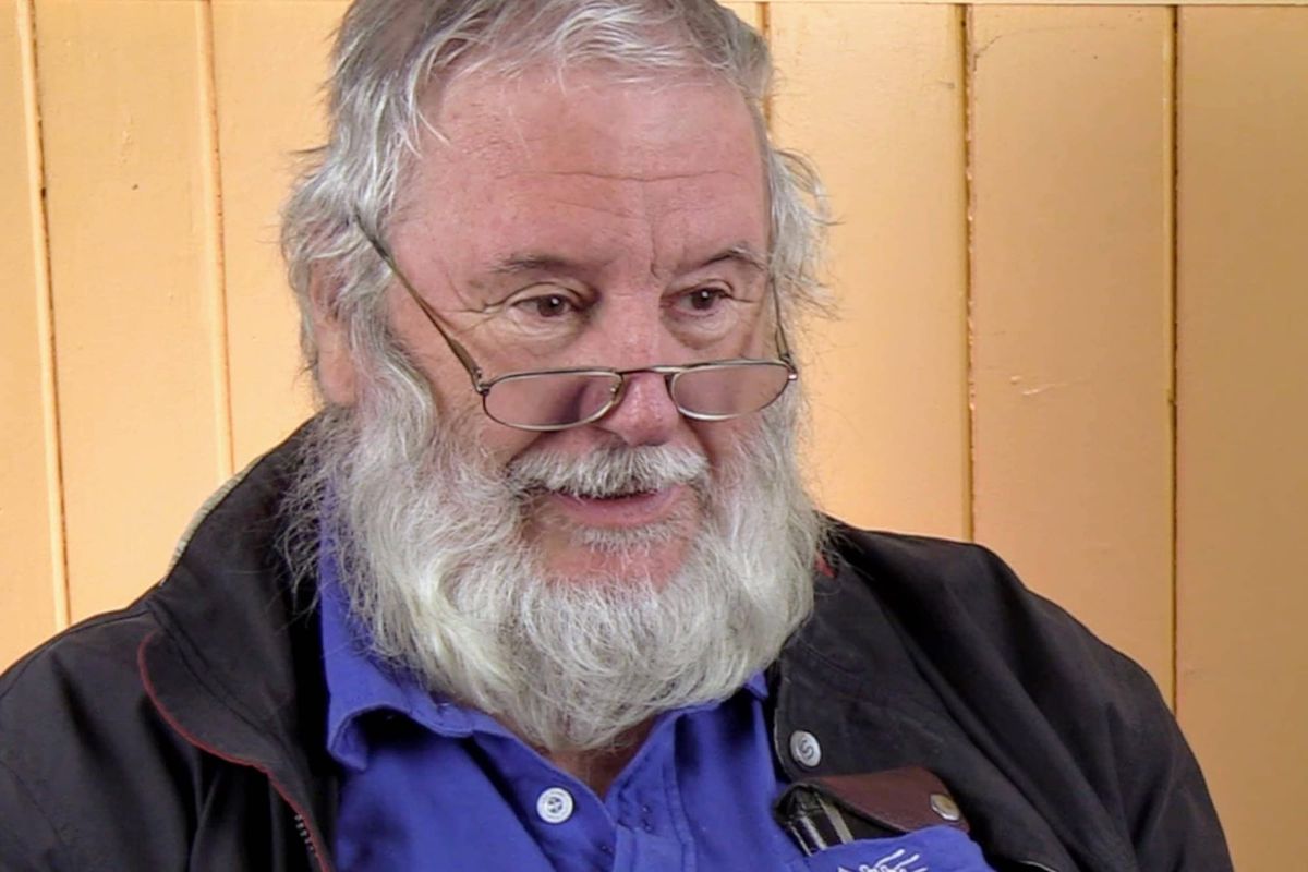 Patrick Lesage: Souvenirs d'un petit village appelé... Lesage!