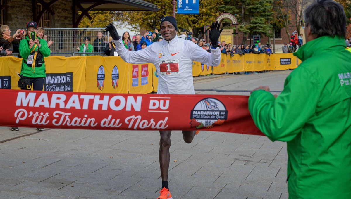 Nouveau record au Marathon du P'tit train du Nord: 2h11m39s