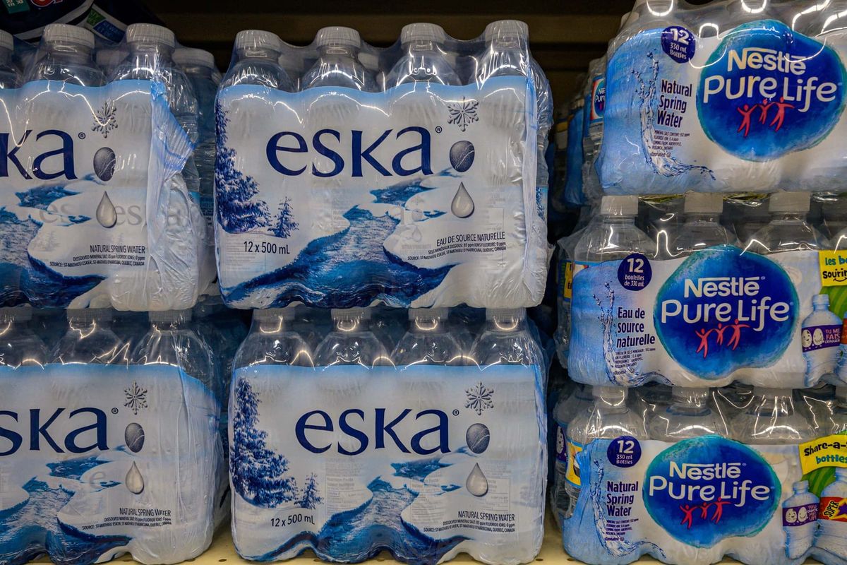 Saint-Hippolyte interdit les bouteilles d'eau et les sacs en plastique