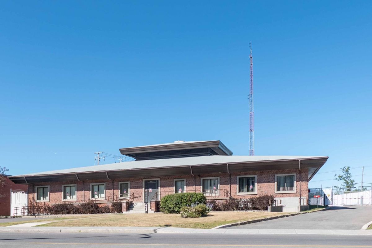 La Ville de Saint-Jérôme annonce qu'elle souhaite acheter l'ancien poste de la GRC pour y installer une partie du service de police