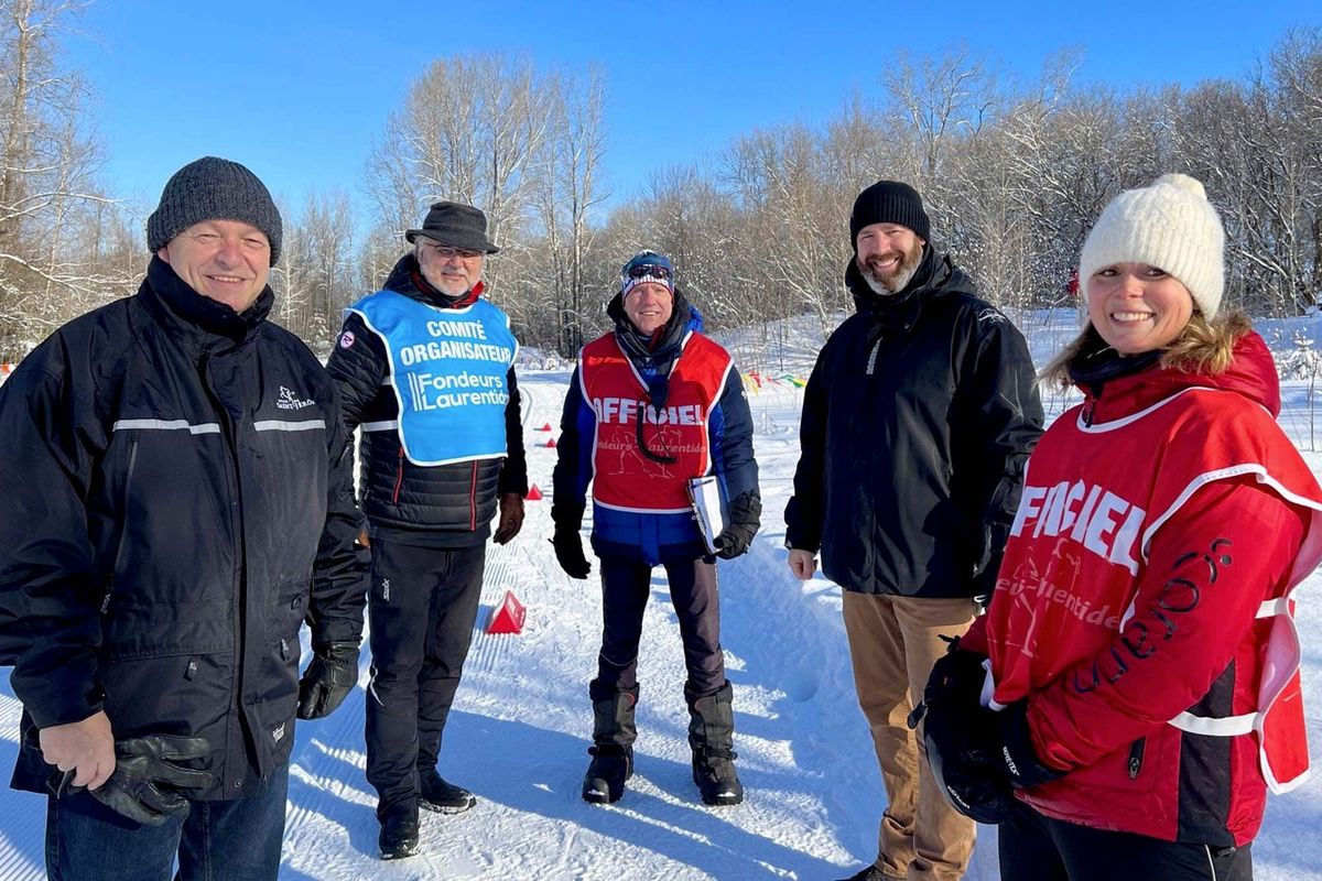 Le maire de Saint-Jérôme Marc Bourcier, le président du club Fondeurs-Laurentides Daniel Roch, le fondateur du club Marc Desj