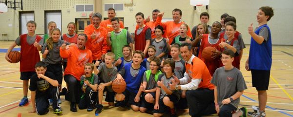 La présentation des présidents Daniel Proulx et Christian Godard a été faite le mardi 14 octobre dans le gymnase avec des élè