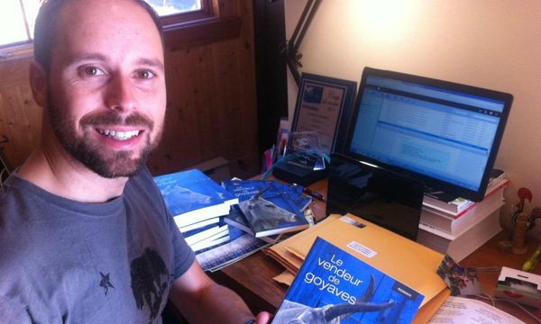 À la fin de 2013, Ugo Monticone a «sociofinancé» une édition limitée du Vendeur de goyaves, qui lui a permis de développer l'