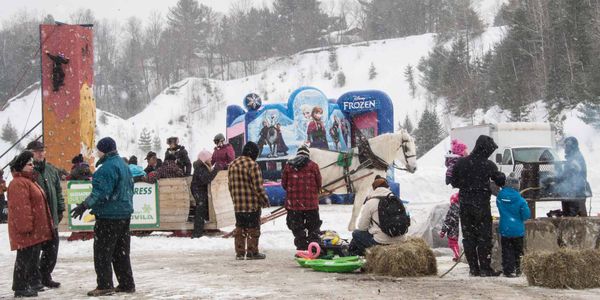 En fin de semaine c'était l'inauguration officielle du nouveau parc des Sablières à Piedmont, avec plein d'activités carnaval