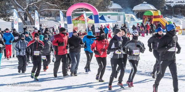Le froid n'a pas empêché ces braves coureurs de prendre part à la première édition de la Course des Flocons sur le lac Rond à