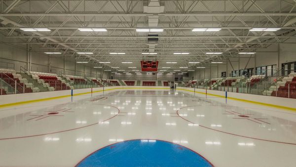 L'aréna régional Rivière-du-Nord à Saint-Jérôme est le fruit d'une régie intermunicipale qui devait regrouper les cinq villes