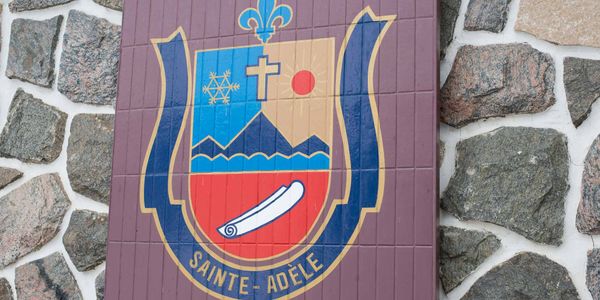 Douze candidats pour trois postes aux élections de Sainte-Adèle