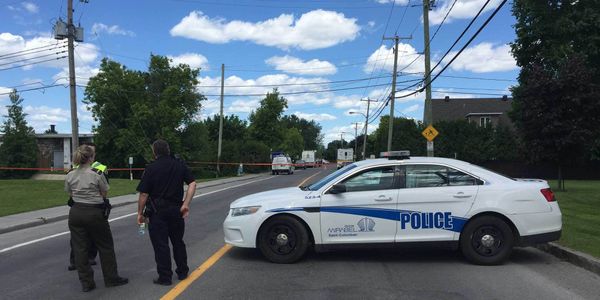 La rue Victor a été fermée à la circulation une bonne partie de la journée, le 15 juin 2016.