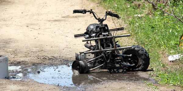 Il ne reste pas grand-chose de ce VTT qui a flambé à Laurel, le 18 juin 2016. Photos Alexandre Parent-Léveillé