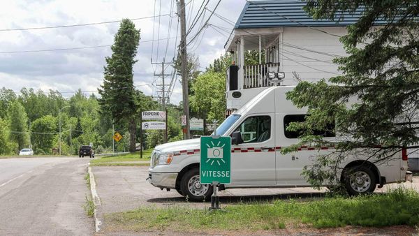 Les contraventions émises par l'utilisation d'un radar photo n'encourent pas de points d'inaptitude et sont envoyées par la p