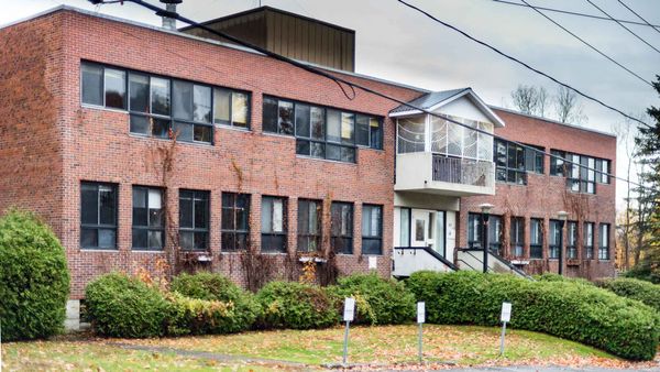 Un nouveau CHSLD de 99 places devait être construit sur les lieux mêmes du Pavillon Sainte-Marie, fermé au printemps 2016.