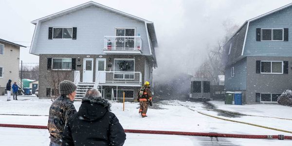 Il y avait un incendie dans un garage de la 10e rue à Saint-Jérôme, le 5 décembre 2016.