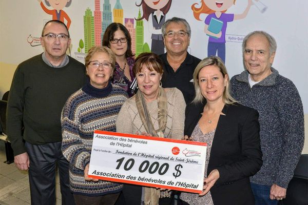 De l'Association des bénévoles: Miguel Degiovanni, Danielle Gélinas, Brigitte Morin-Durocher, Lise Castonguay et Denis Allard