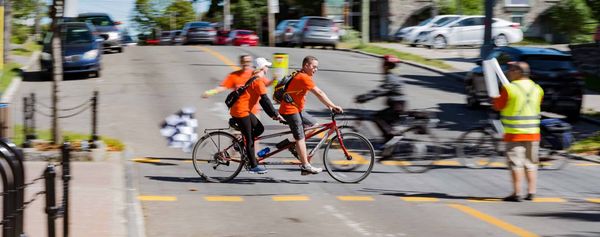 Plus de 700 cyclistes et 140 000$ pour Vélo à notre santé