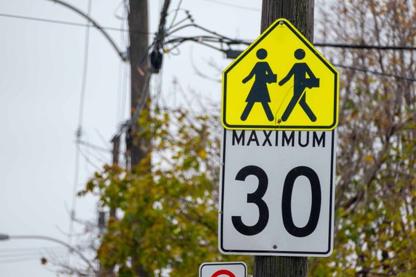 Vitesse autour d'une école: 806$ d'amende!