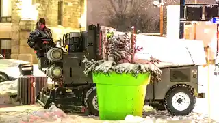 Un soir sous la neige au centre-ville de Saint-Jérôme