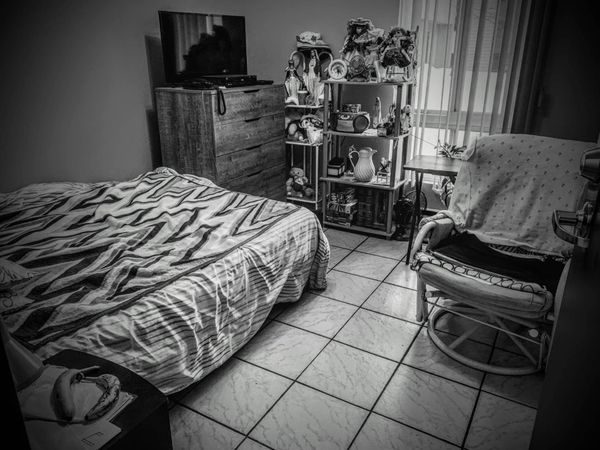 Après 70 jours en «cage», les aînés de certaines résidences pourront manger en petits groupes et sortir de nouveau