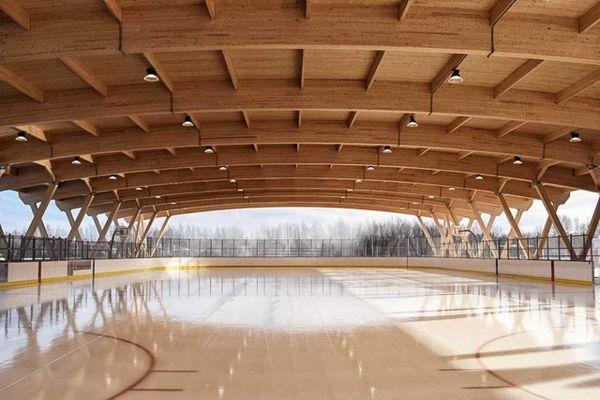 Une glace artificielle couverte au parc Melançon dès l'hiver 2024