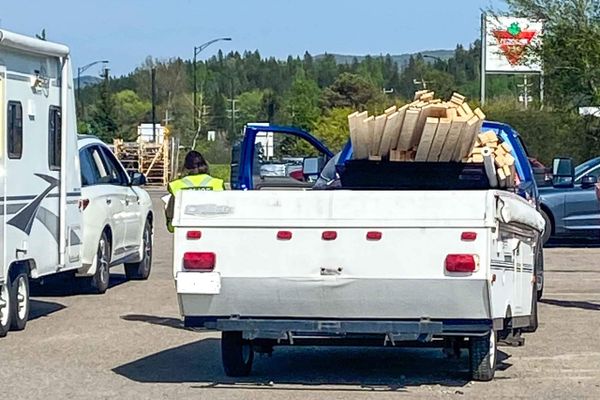 Remorques, bateaux et roulottes: la SQ sert des avertissements et des contraventions