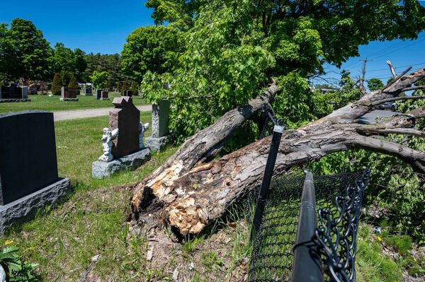 Saint-Jérôme presque de retour à la normale, encore près de 900 pannes dans les Laurentides