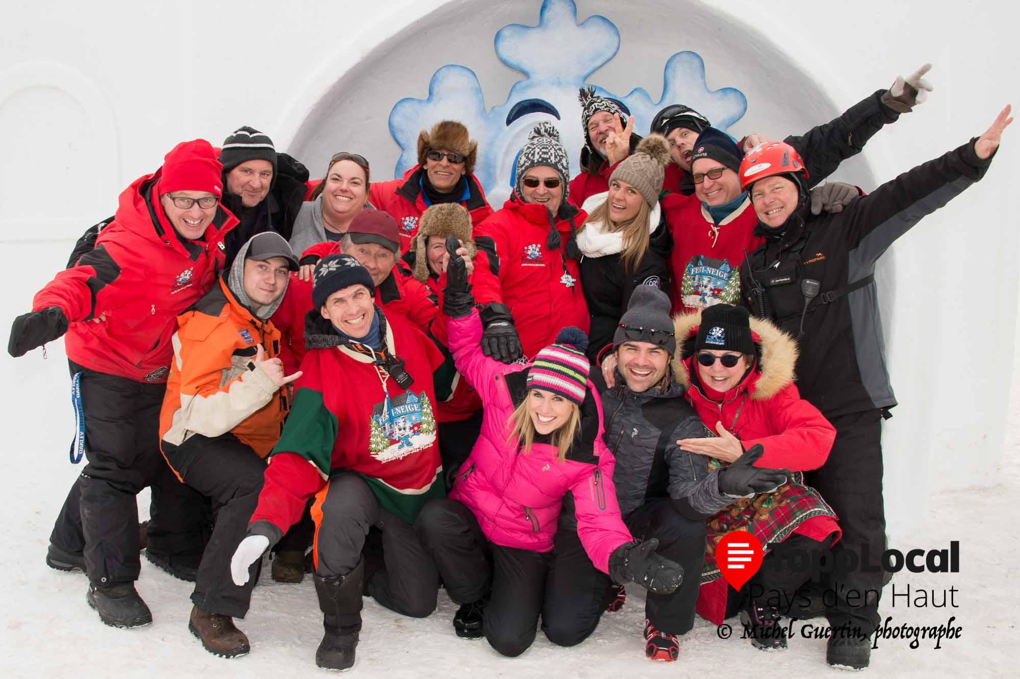 Quelques minutes pour une photo folle des bénévoles avec les portes paroles Anouk Meunuer et Daniel, on a toujours le temps pour cela.