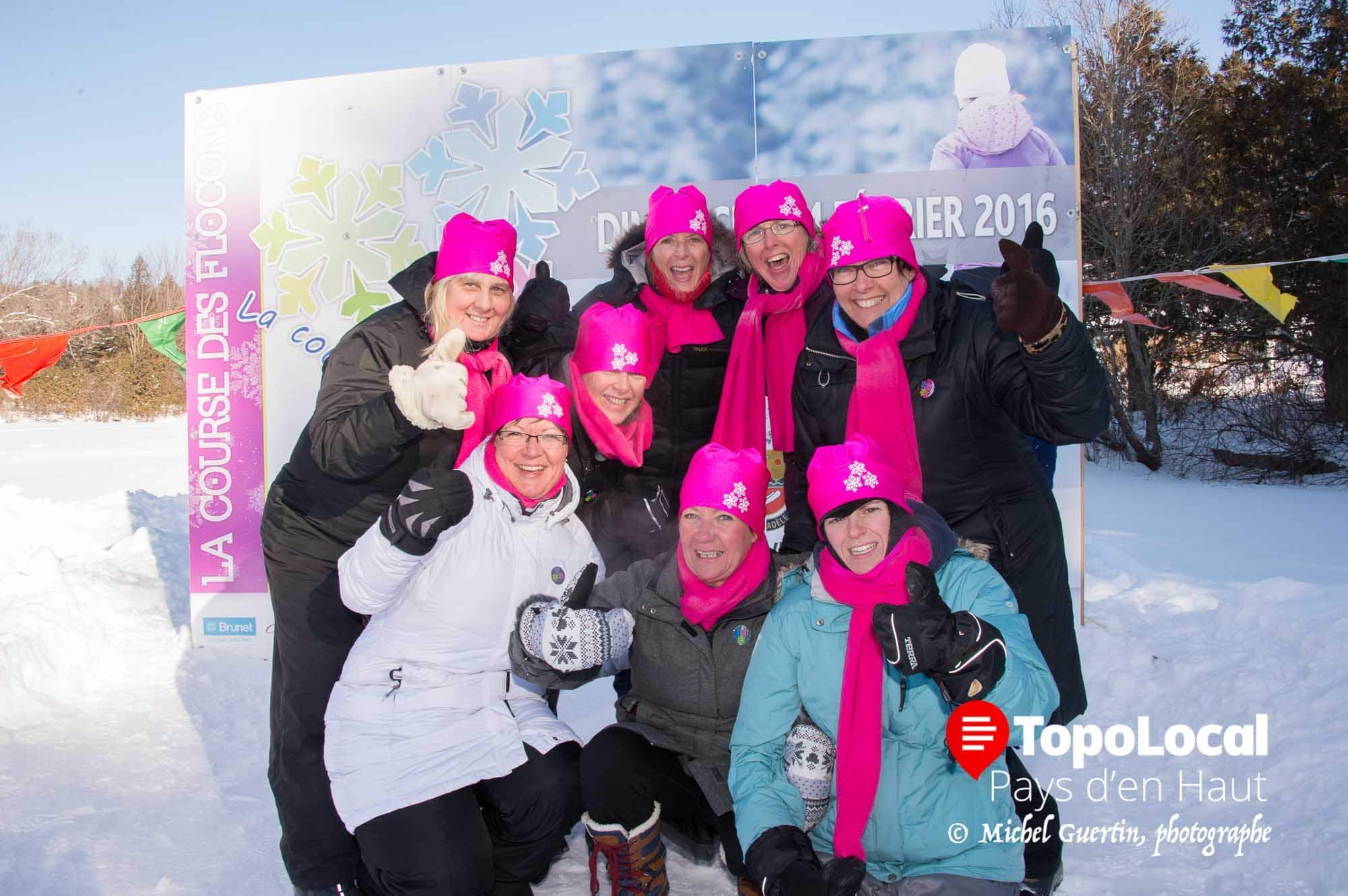 Voici le groupe des « Sa'Coches » qui a fait de cet événement une réussite. Il s'agit de Marie-Christine Jaunasse, Diane Senechal, Annie Gauthier, Dominique St-Louis, Nathalie Vallières, Sylvie Tisserant, Danielle Tremblay et Julie Roy.