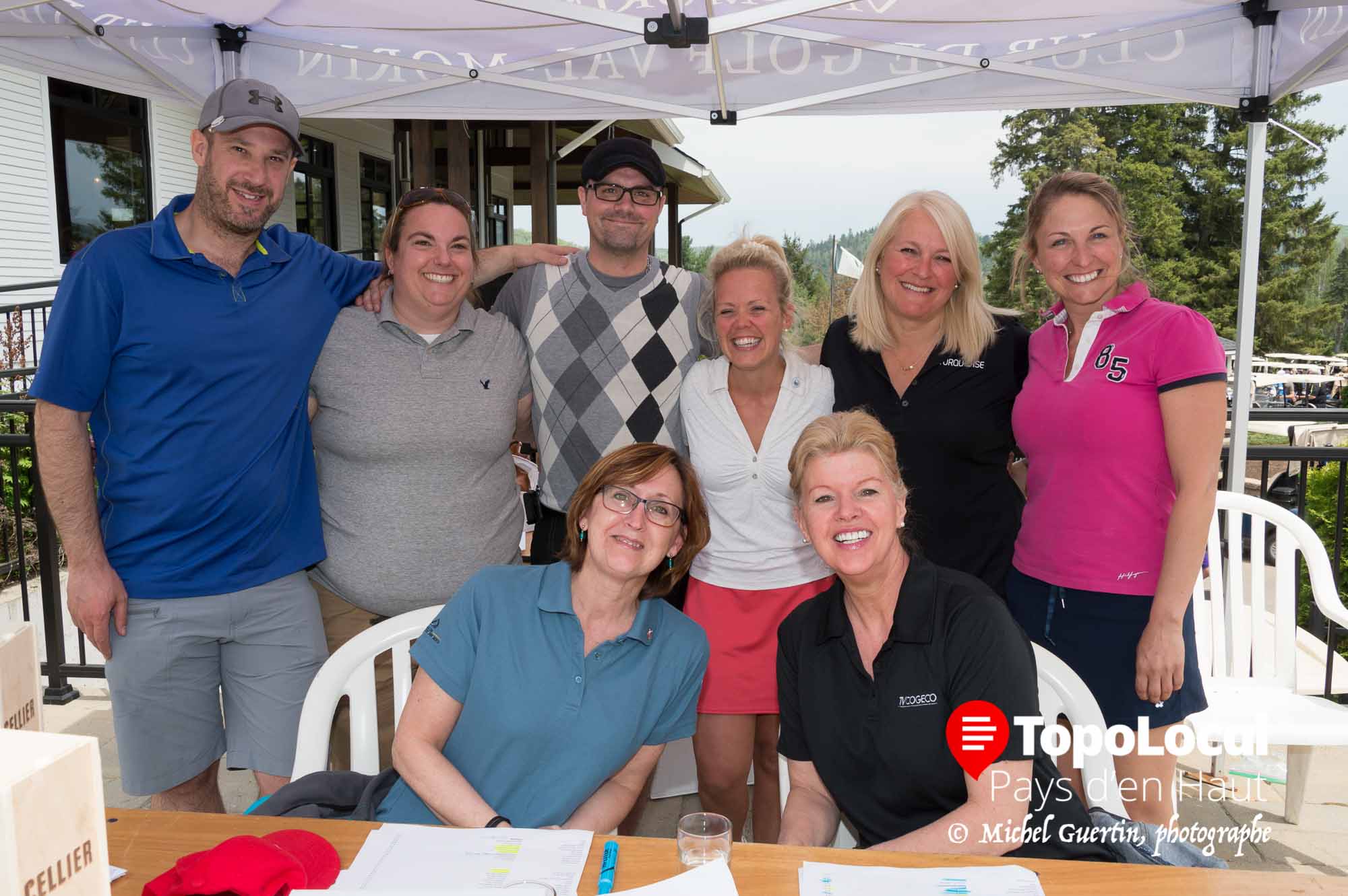 Voici le comité organisateur du tournoi de golf de la Chambre de Commerce de Sainte-Agathe qui avait lieu au club de golf Val-Morin dernièrement. Il s'agit de Pascal Comeau, Nadia Bédard, Carole McCann, Jean-François Blondin, Marie-Ève Chalifoux, France Gareau, Nathalie Dion et Sonia Giguère.