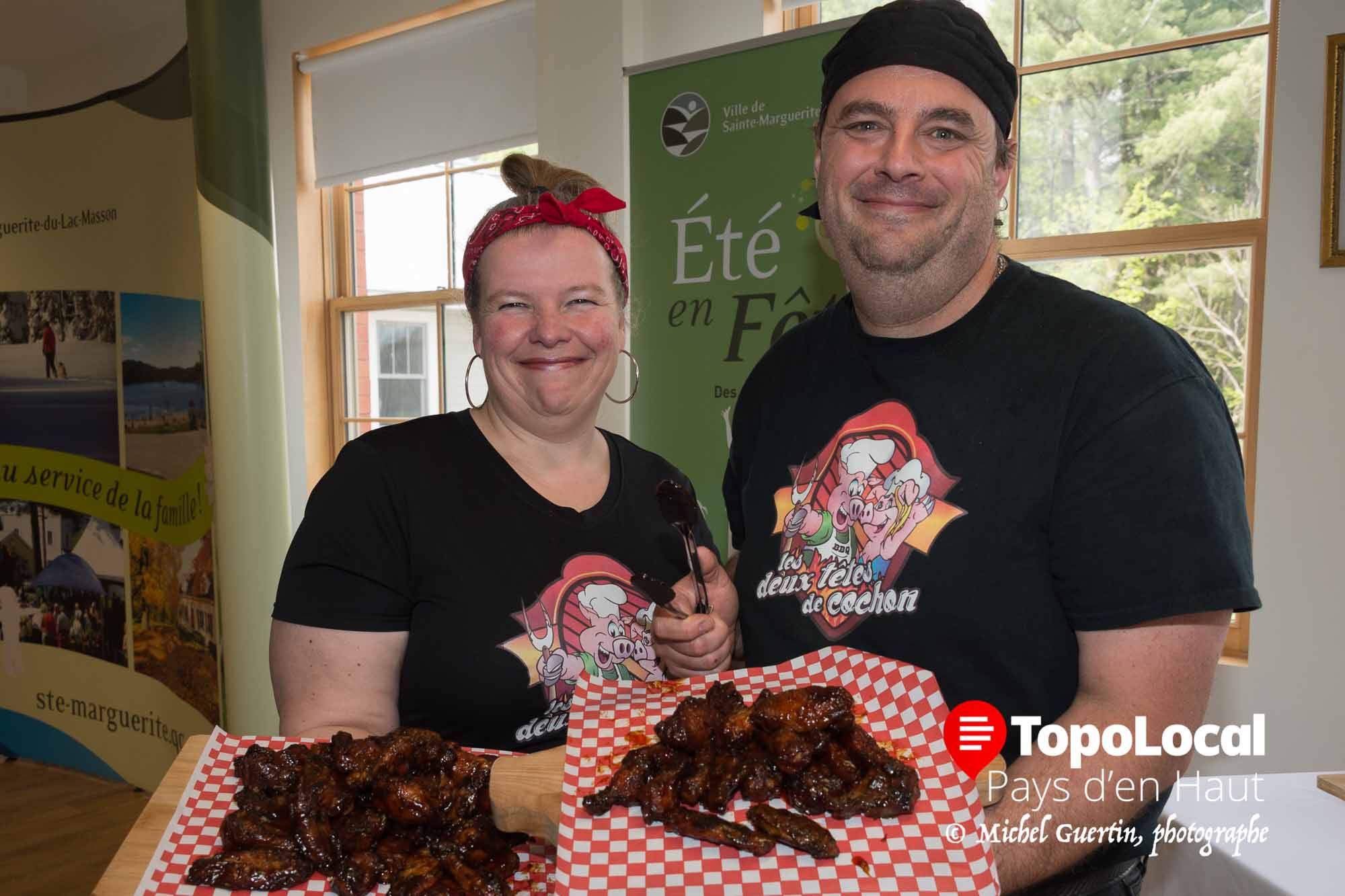 Lorraine et Stéphane, les propriétaires du camion restaurant de rue Les deux têtes de cochon étaient présent lors de la conférence de presse dévoilant la programmation de l'Été en fête de Sainte-Marguerite-du-lac-Masson. Leurs produits sont délicieux. Pour voir la programmation complète:
