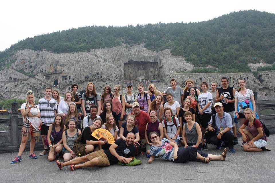 De retour au Québec la tête et le coeur remplis de souvenirs mémorables...Un voyage qui s'est déroulé sans anicroches, une expérience inoubliable pour 32 élèves de l'école A.-N.-Morin et les 4 enseignants-accompagnateurs...