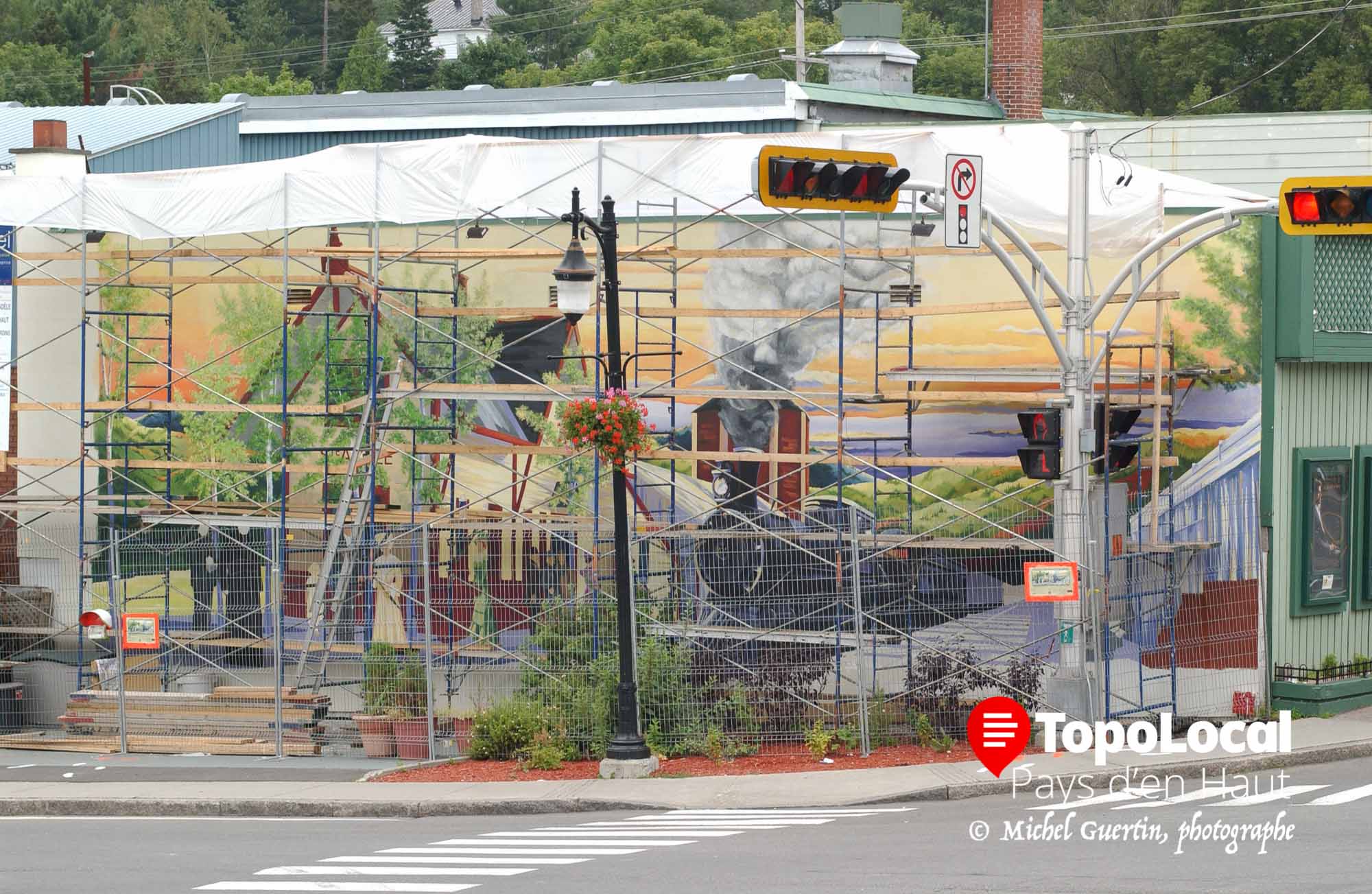 20040812-Sainte-adele-murales-fabrication