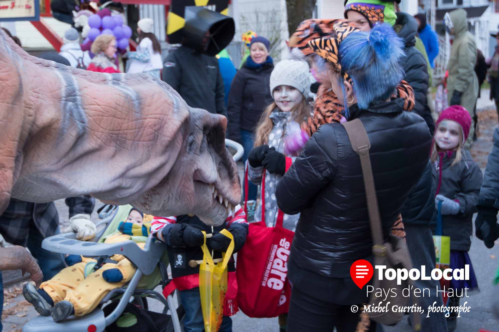 20161031-sainte-adele-halloween-rue-valiquette-11