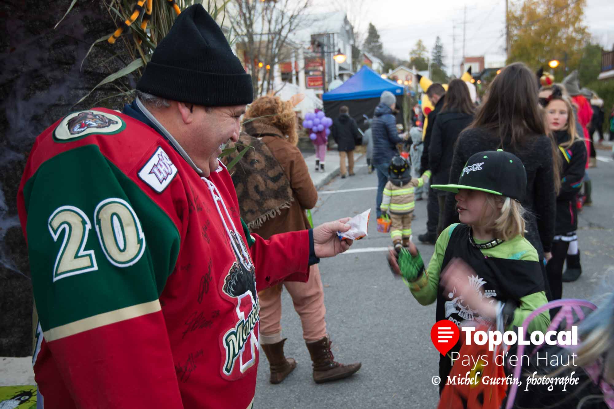 20161031-sainte-adele-halloween-rue-valiquette-3