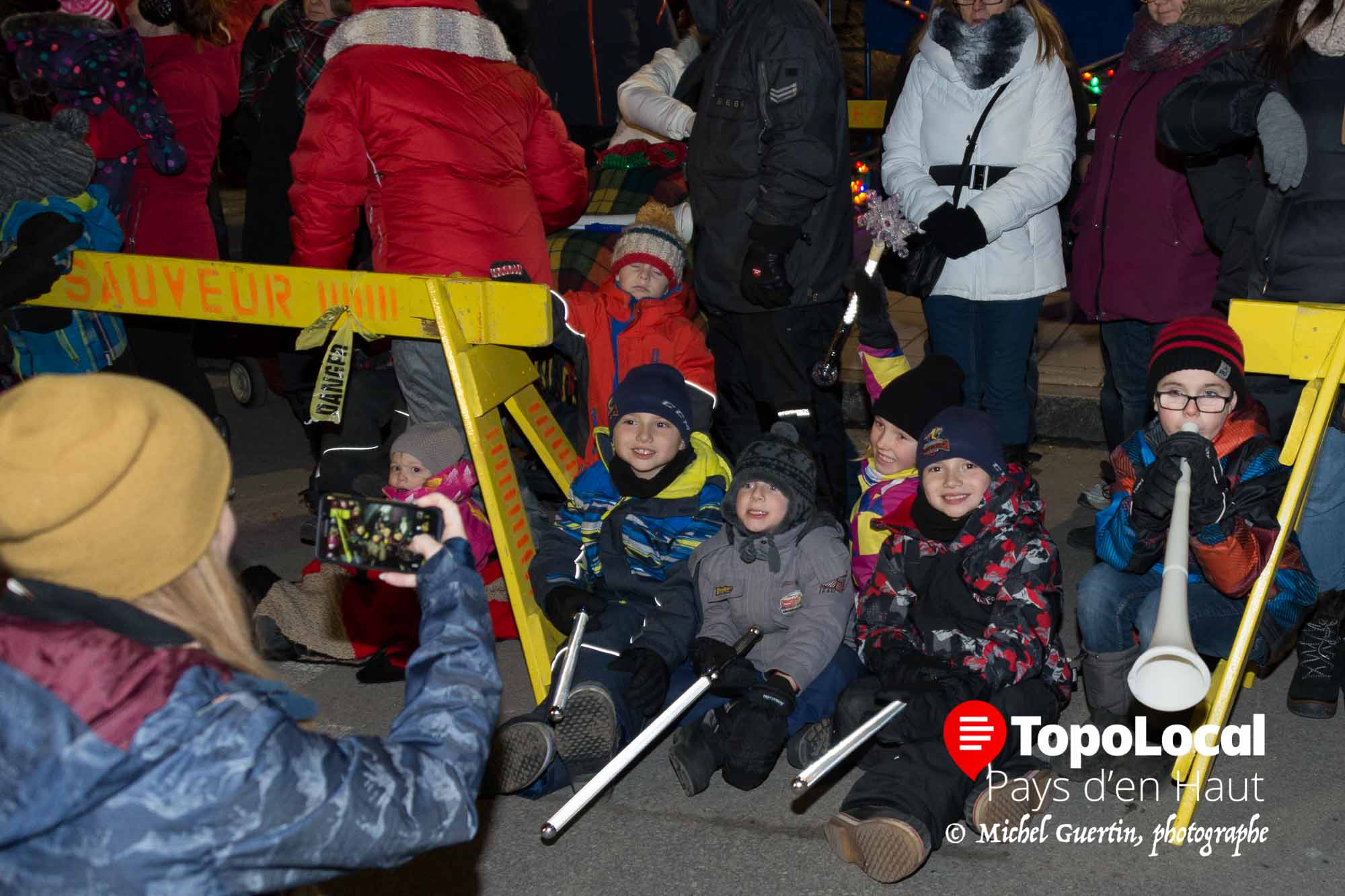 20161203-saint-sauveur-parade-pere-noel-chambre-commerce-2