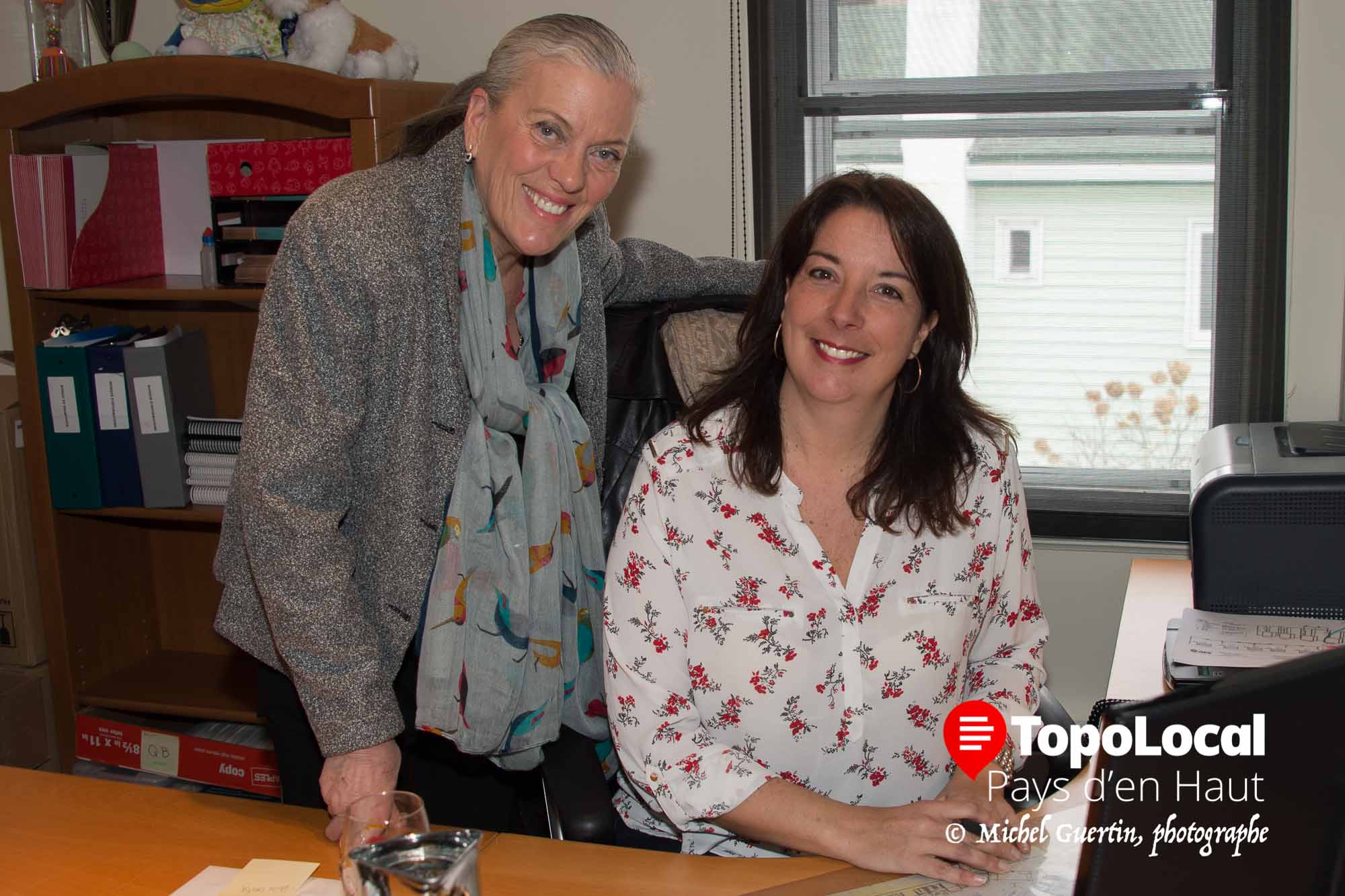 Louise Benoit peut compter sur le soutien et la compétence de son adjointe Josée Laberge pour faire des salons de Montréal et de Québec un franc succès.