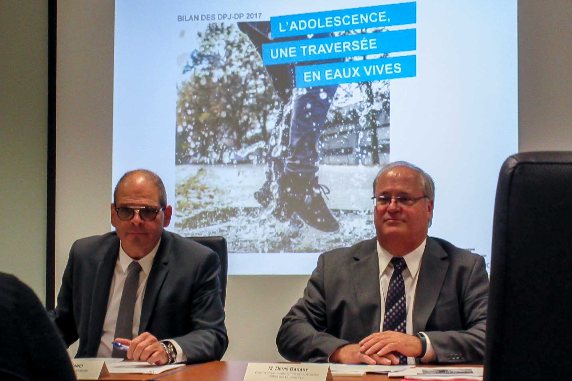 Mario Cianci, directeur du programme jeunesse, et le directeur de la protection de la jeunesse des Laurentides, Denis Baraby, le 19 septembre 2017.