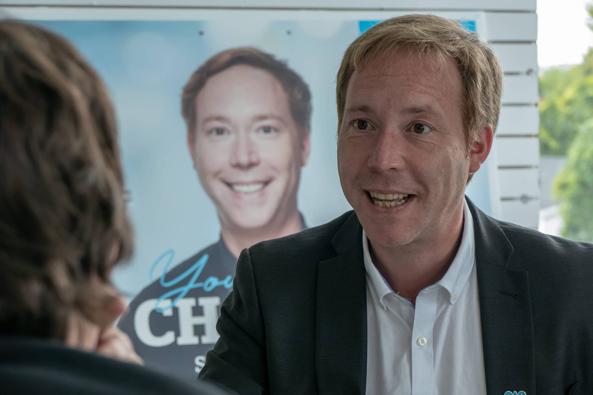 Youri Chassin, candidat de la Coalition avenir Québec à Saint-Jérôme, à son local électoral le 12 septembre 2018.