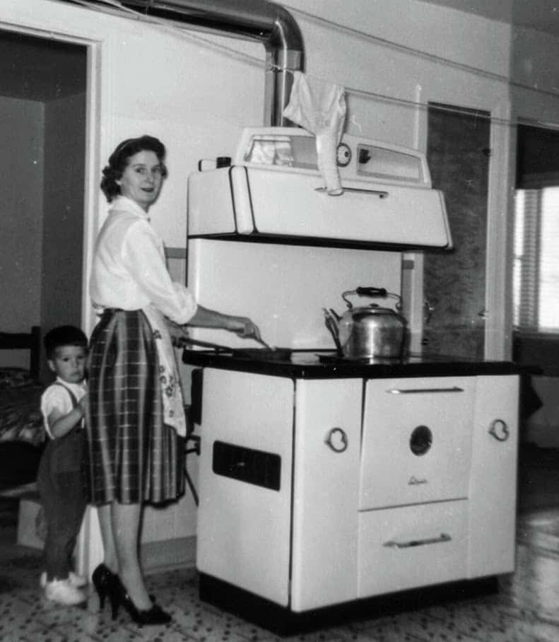 Marie-Paule Hamel avec un jeune membre de sa famille.